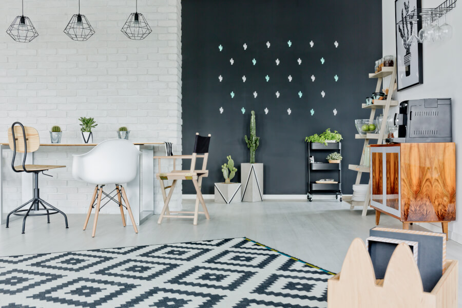 Zwarte hanglamp eettafel