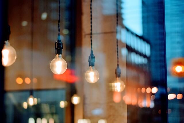 Creëer een sfeervol thuis met betaalbare verlichting